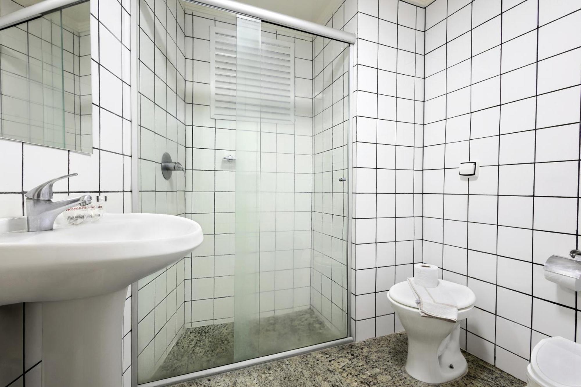 Hotel Euro Suite Sao Paulo By Nacional Inn - A 600 Metros Da Rua 25 De Marco Kültér fotó